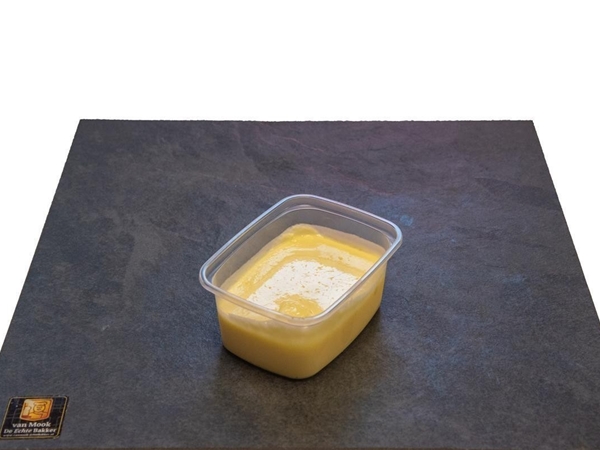 Vanille saus bij appelstrudel