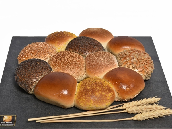 Carrouselbrood wit gesort. 12 st.